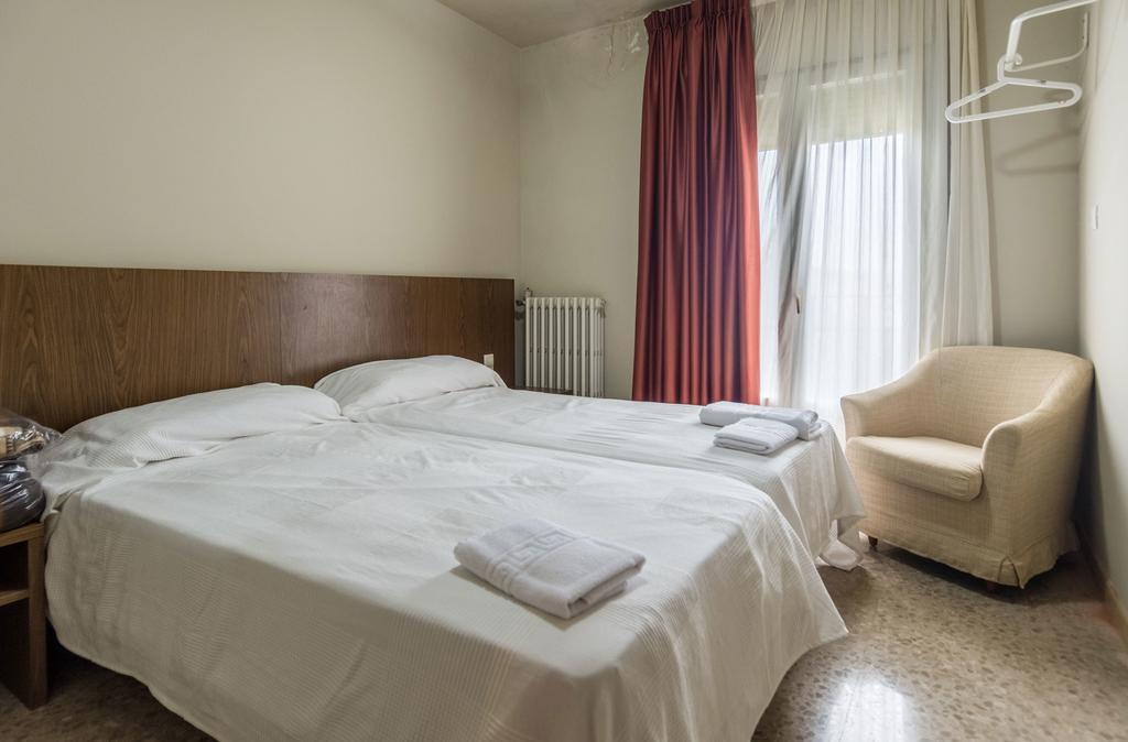 Hostal Sant Miquel Balaguer Exterior photo